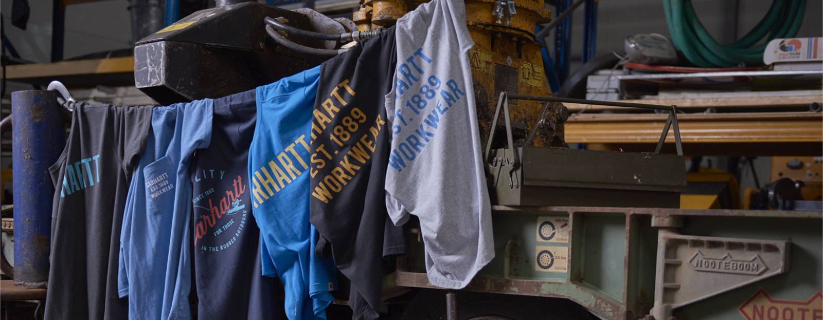 Vêtements de travail Carhartt pas cher à vendre en boutique à Mérignac